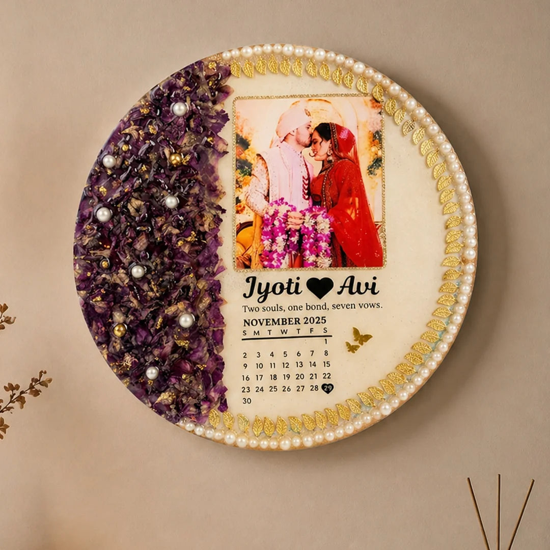 Varmala Resin Frame – Customized Round